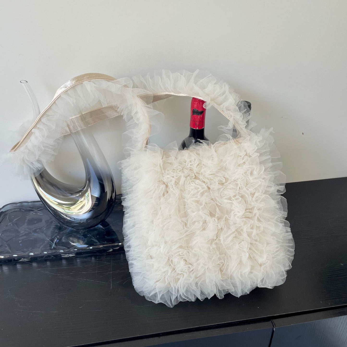 Women's French Style Cake Lace Pleated Layer Yarn Solid Color Crossbody Bags