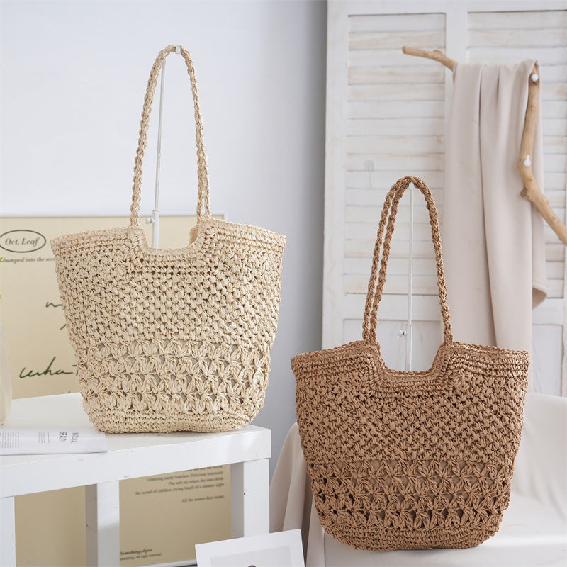 Women's Hollow Woven Seaside Vacation Fashion Handmade Artistic Women's Shoulder Bag