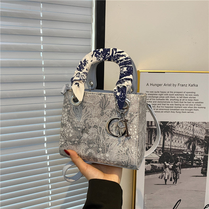 Women's High-grade Light Luxury Diana Versatile High Crossbody Bags