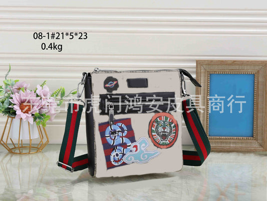 Men's Printed Chic Trendy Korean Style Fashion Handbags