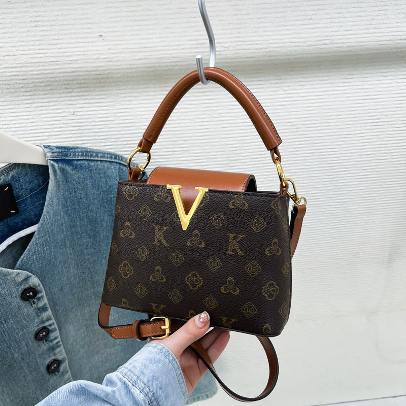 Women's Large Capacity High-grade Light Luxury Retro Women's Messenger Bag