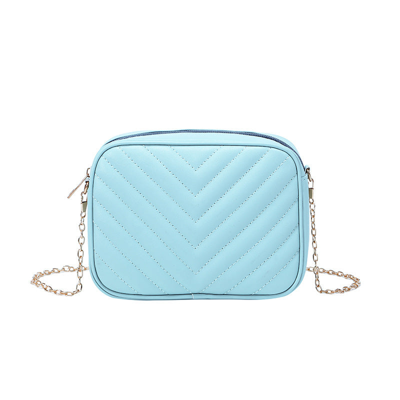 Versatile Korean Style Fashion Leisure Chain V Tattoo Embroidery Women's Shoulder Bag