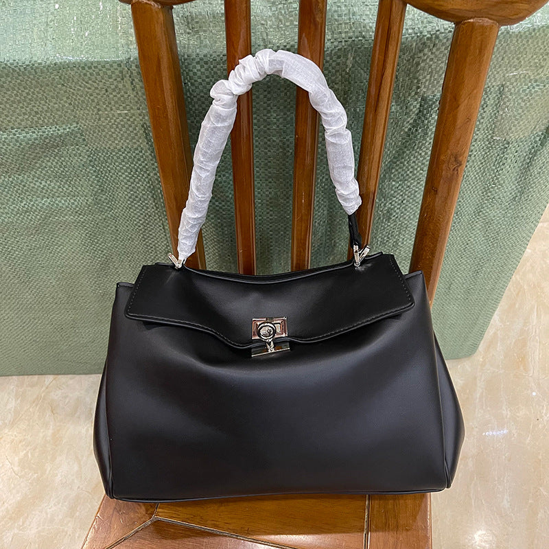 Women's Innovative Cool Commuter Leather Underarm Shoulder Bags