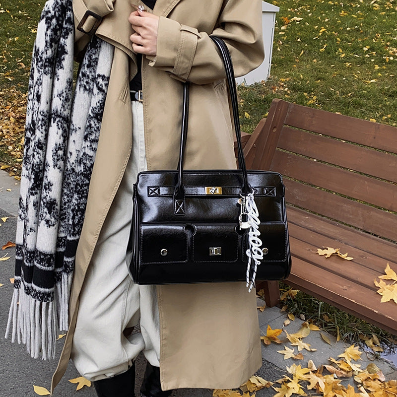 Capacity Female Retro Easy Matching Tide Fashion Shoulder Bags