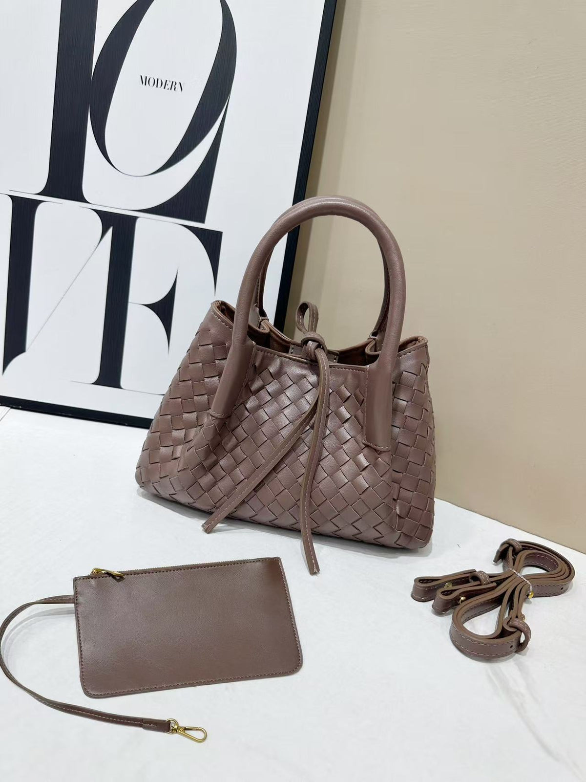 Popular Innovative Pretty Cowhide Hand-woven High-grade Women's Handbag