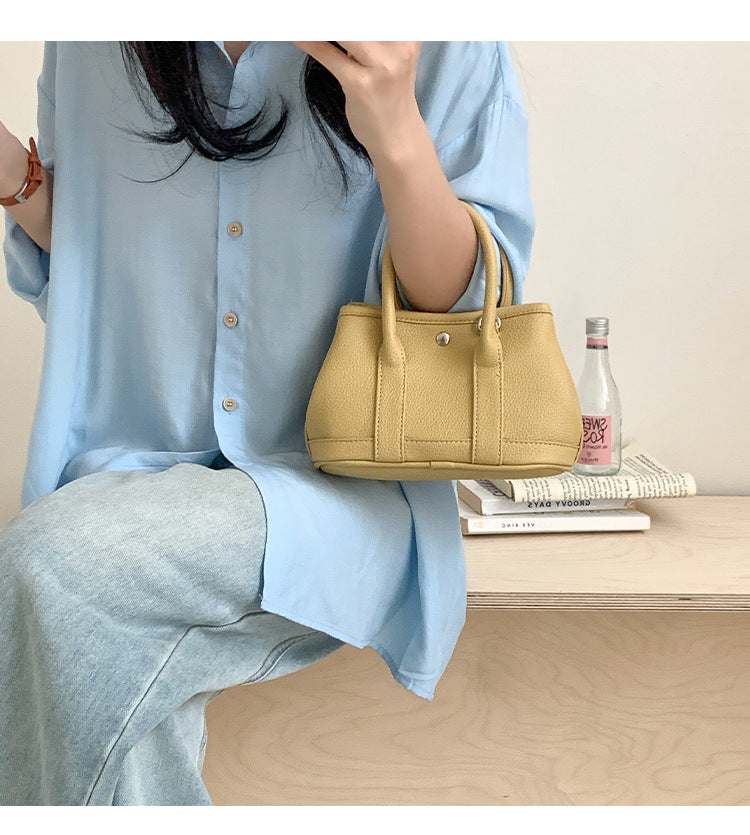 Korean Simple High-grade Female Fashion Commuter Crossbody Bags