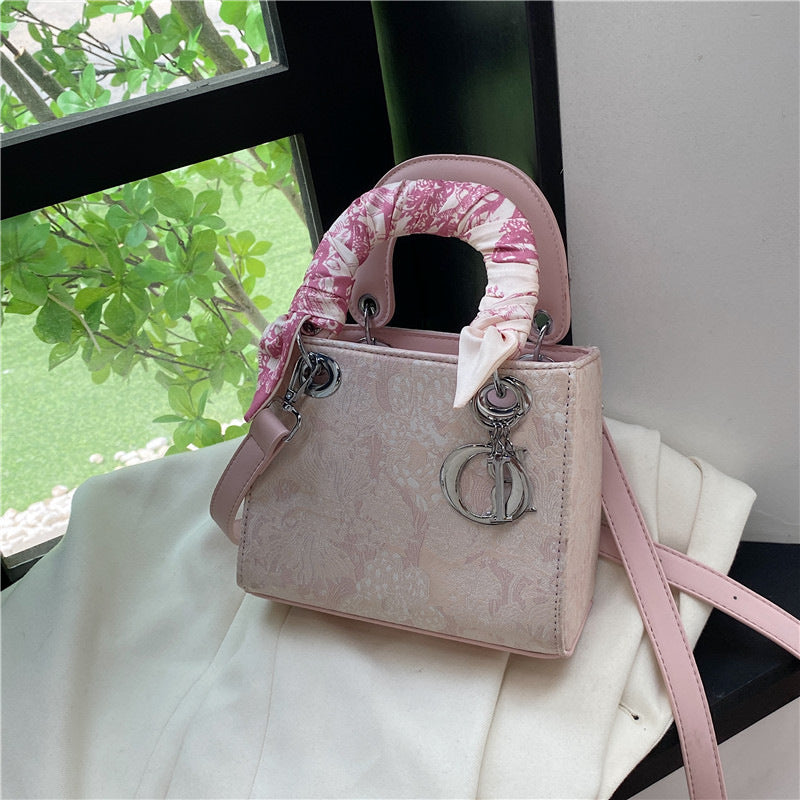 Women's High-grade Light Luxury Diana Versatile High Crossbody Bags