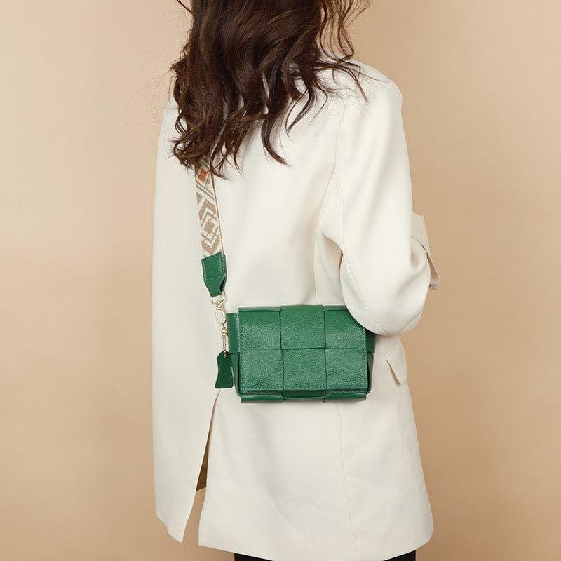 Women's Beautiful Braided Leather Retro Fashion Small Square Bags