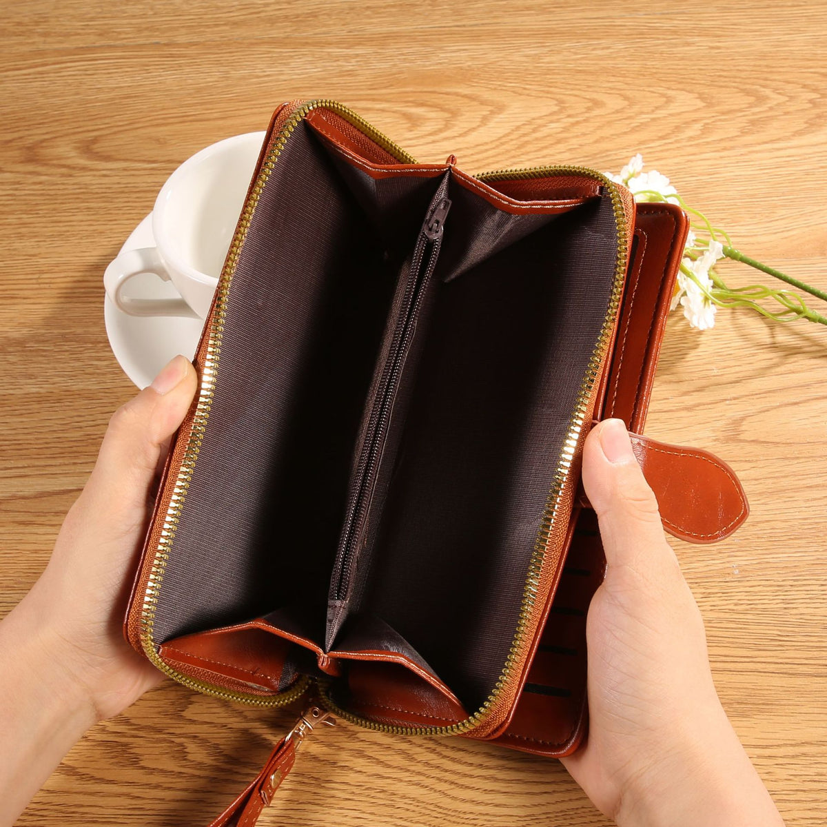 Women's Long High-grade Large Capacity Multiple Slots Ladies Wallet
