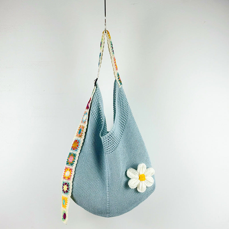 Women's Woven Knitted Hollow Flower Beach Bohemian Women's Shoulder Bag