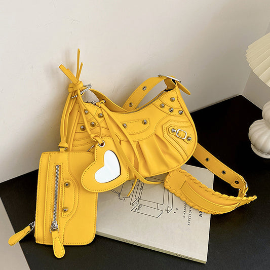 Women's Pleated Crescent Son Mother Retro Rivet Shoulder Bags