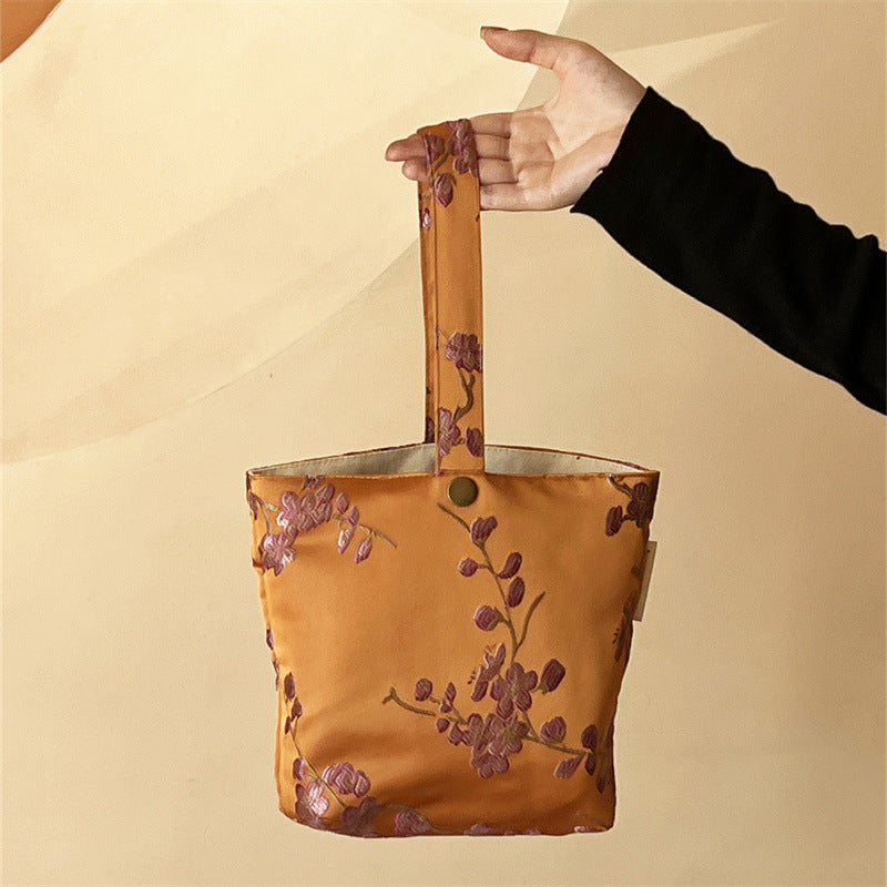 Three-dimensional Plum Blossom Wrist Commuter Shopping Clutch Bags