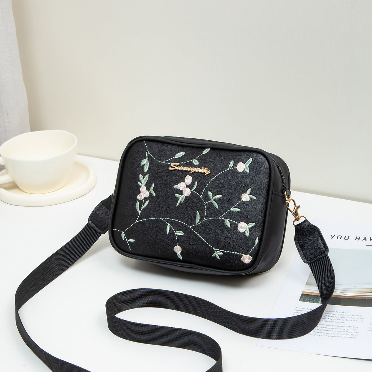 Women's Fashion Embroidered Cross Body Simple Mobile Bags