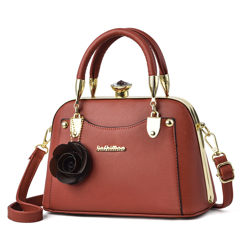 Women's Best-selling Shell Steel Frame Trendy Clip Shoulder Bags