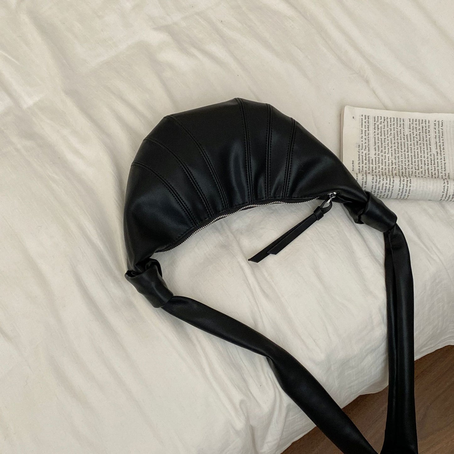 Women's Fashion Retro Niche Korean Style Moon Bags