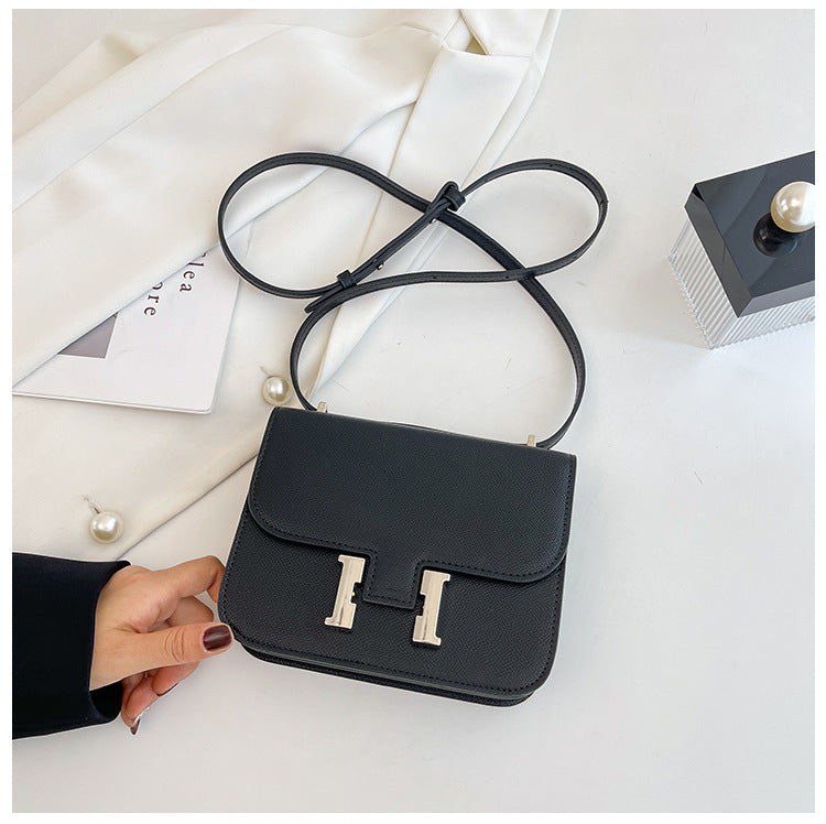 Summer Mini Constance Chain Pig Nose Bags