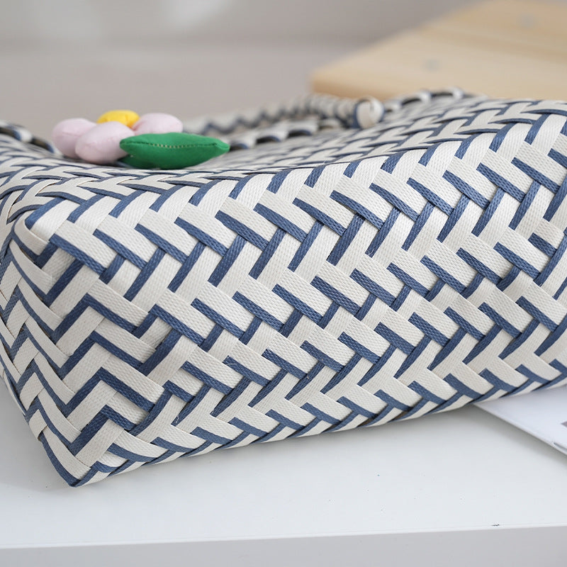 Women's Woven Urban Simple Horizontal Daily Matching Bags