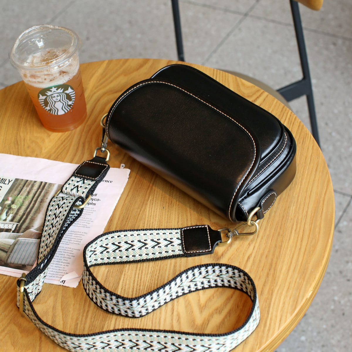 Women's Tanned Vintage First Layer Cowhide Shell Simple Women's Shoulder Bag