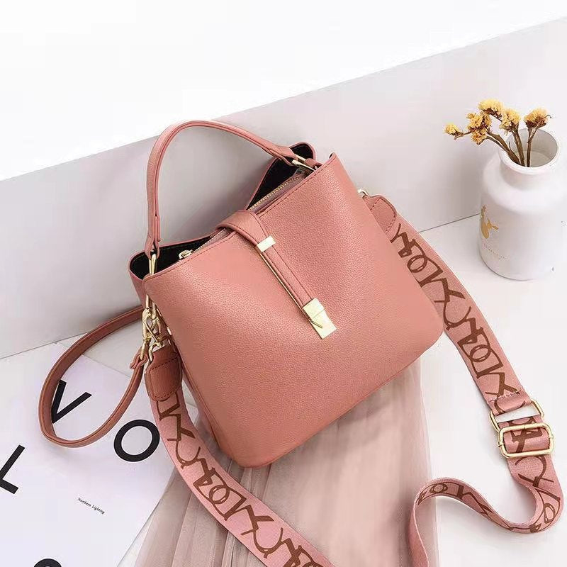 Women's Korean Style Fashion Elegant Large Capacity Handbags