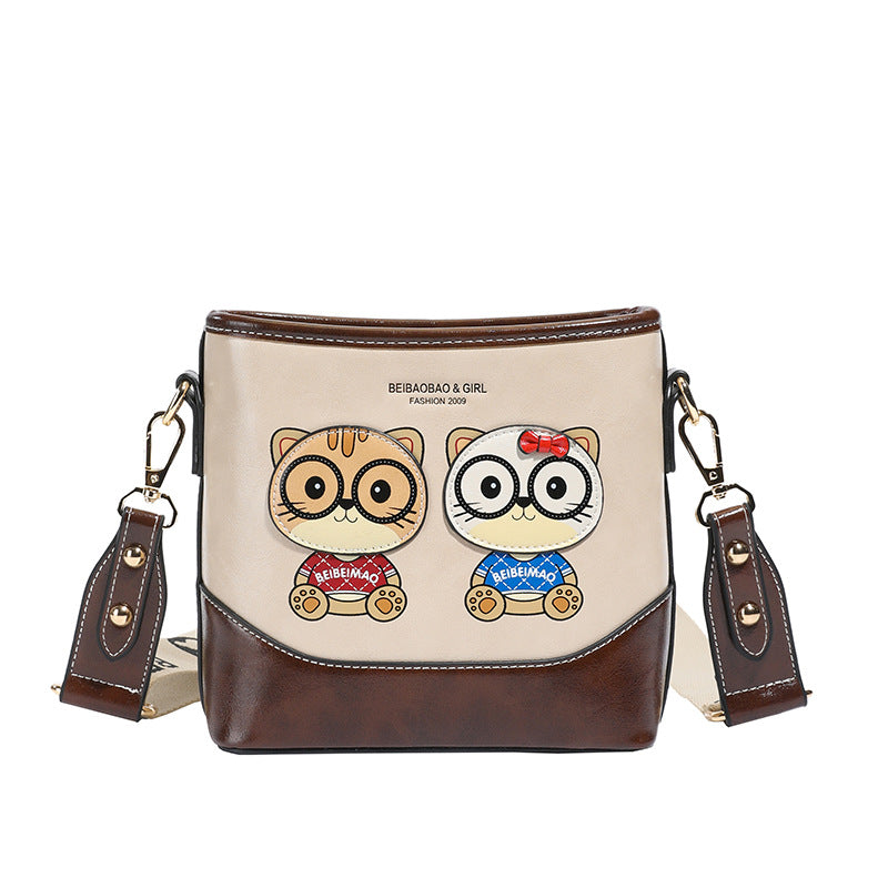 Source Fashion Popular One Light Luxury Women's Messenger Bag
