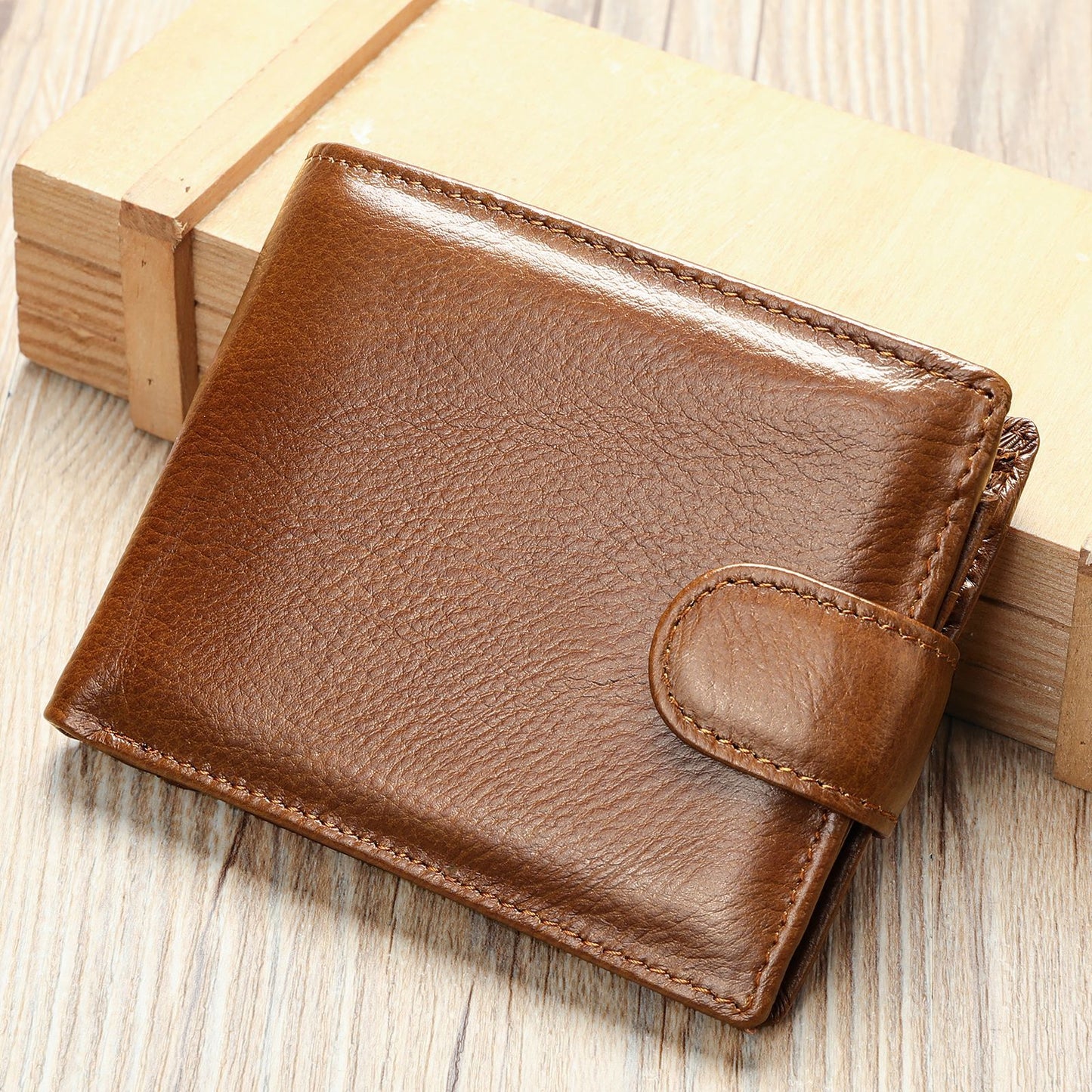 Men's Cowhide Short Genuine Leather Swiping Large Men's Wallets