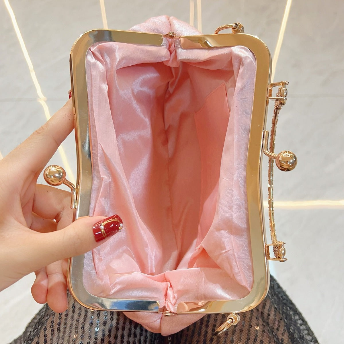 Shiny Diamond Studded Hand Banquet Kelly Evening Bags