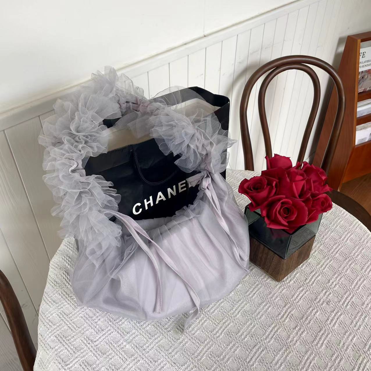 Portable Drawstring Design Sweet Lotus Leaf Crossbody Bags