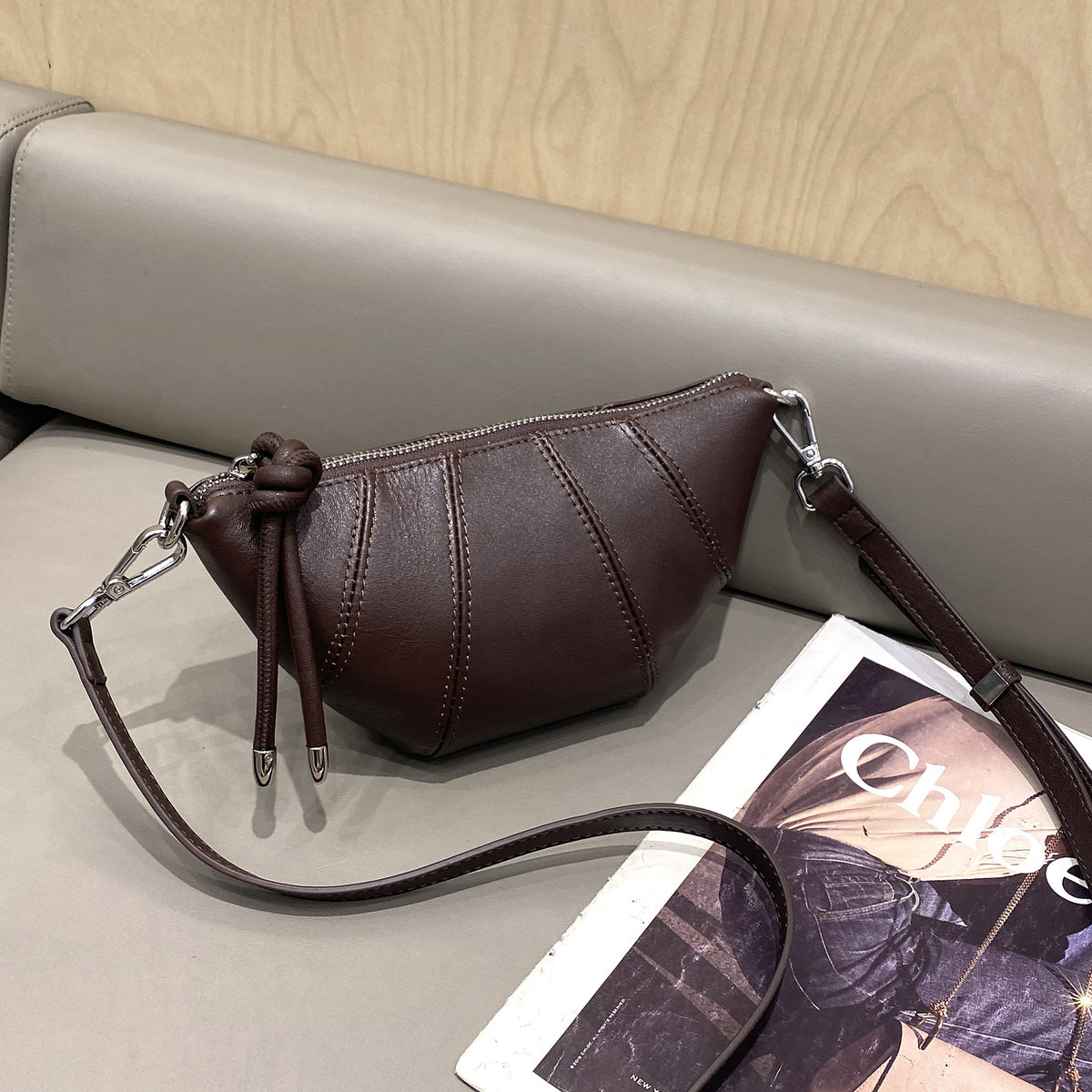 Women's First Layer Cowhide Horn Versatile Change Shell Fashion Classical Soft Handbags