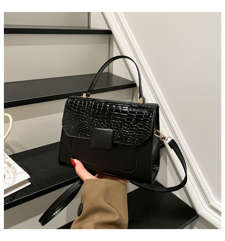 Women's Fashion Trendy Large Capacity Simple Stitching Texture Portable Small Square Bags