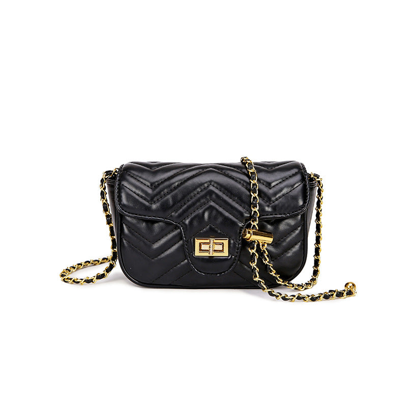 Style Rhombus Chain High Sense Large Capacity Women's Messenger Bag