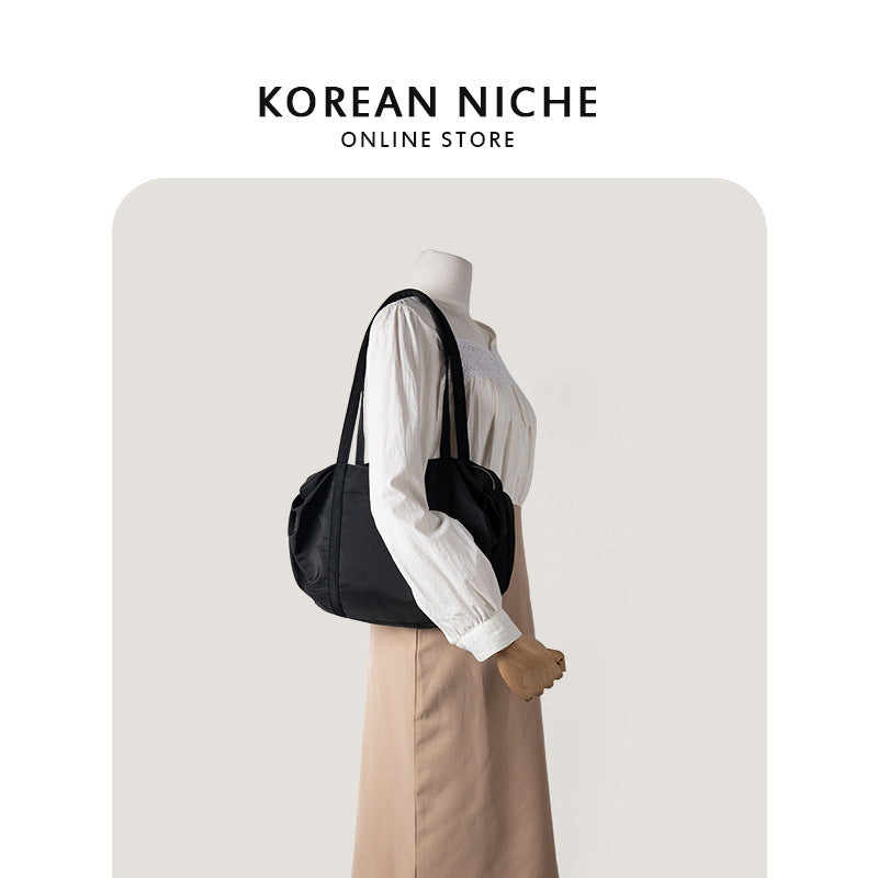 Women's Korean Niche Design Sier Underarm Simple Tote Bags
