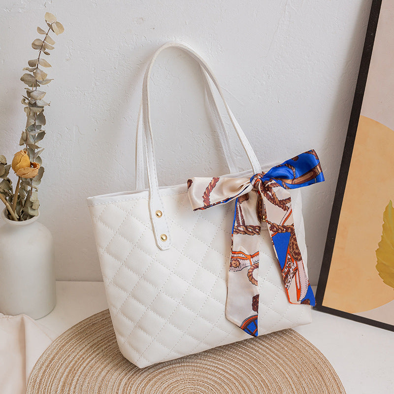 Charming Beautiful Attractive Women's Fashion Embroidered Women's Handbag