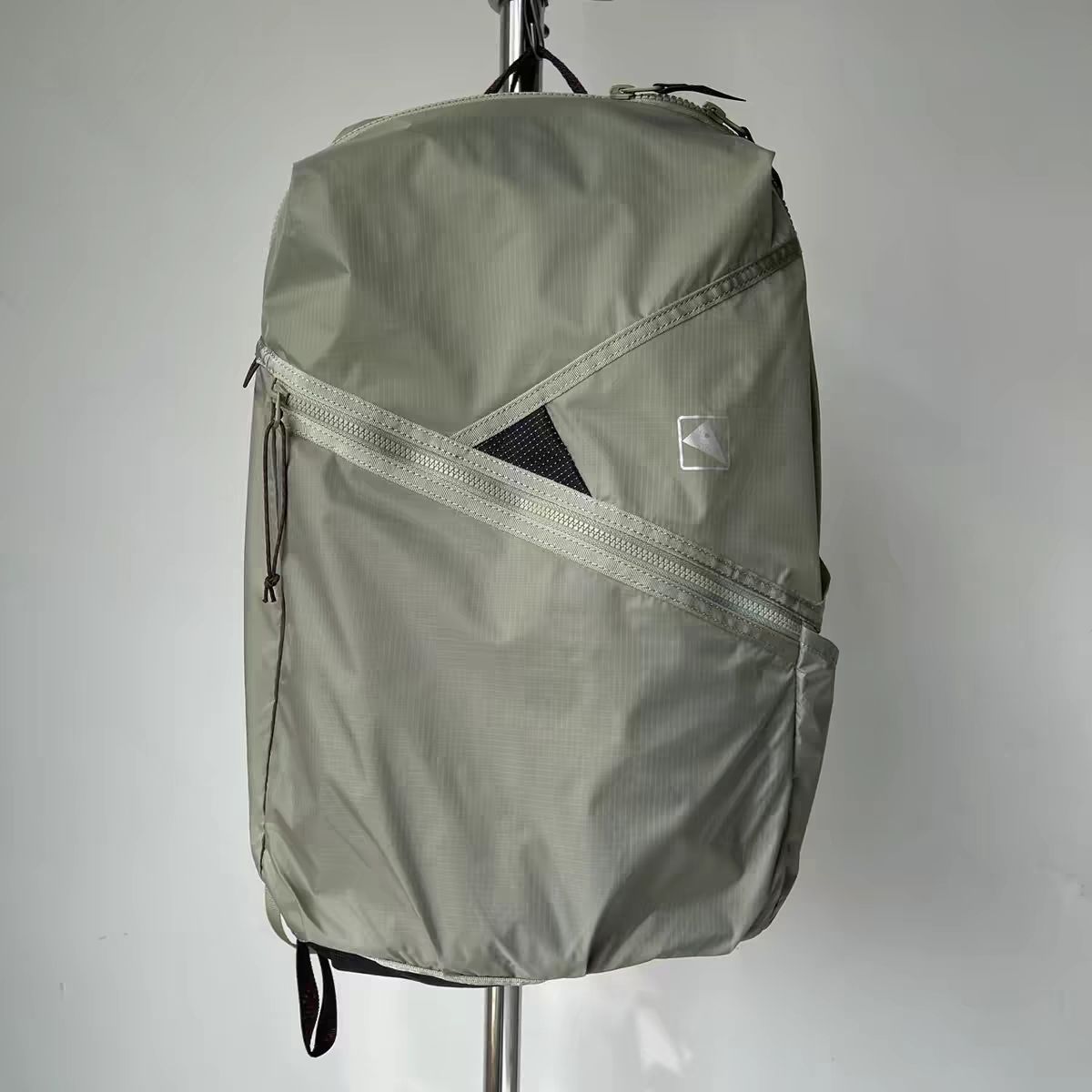 Women's & Men's & Lightweight Hiking Climbing Carpetbag Backpacks