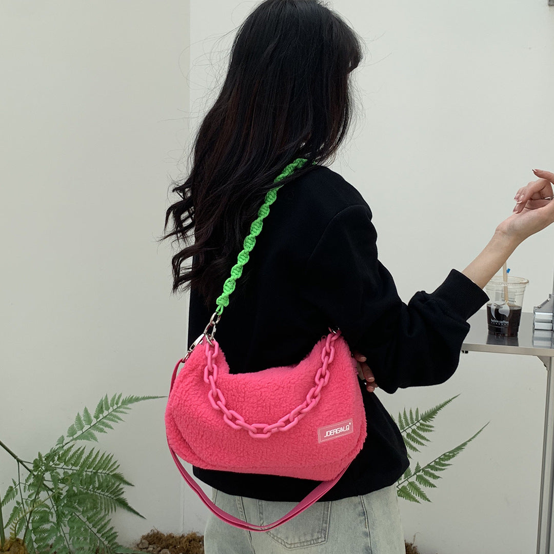 Women's Ge Plush Acrylic Chain Wide Strap Shoulder Bags