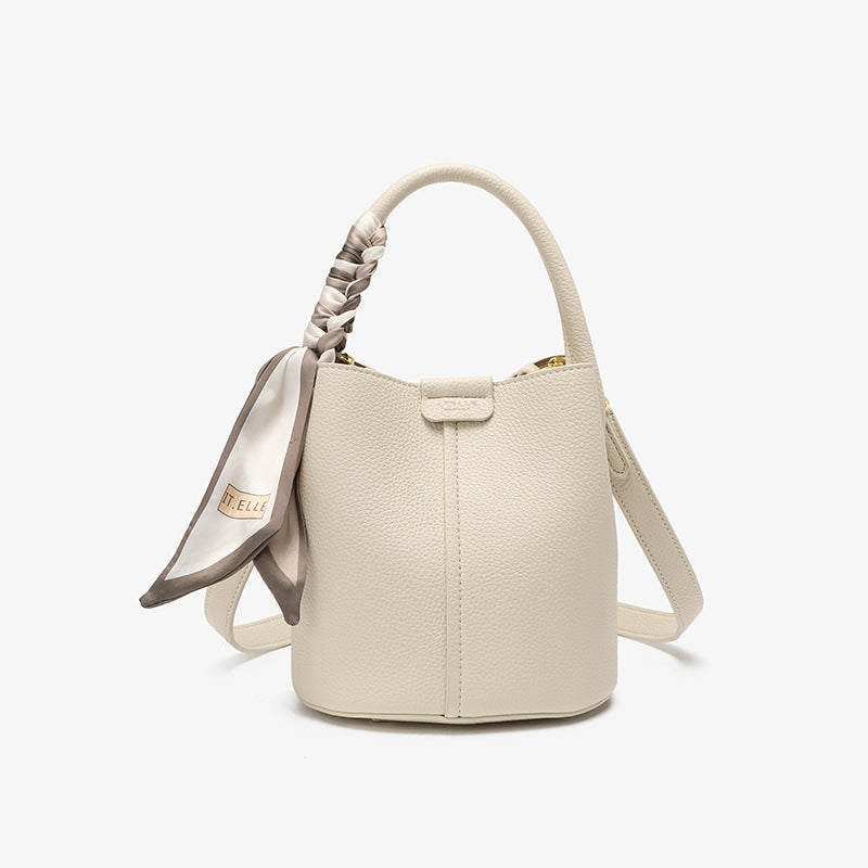 Women's Large Capacity Genuine Leather Commute Senior Bucket Bags