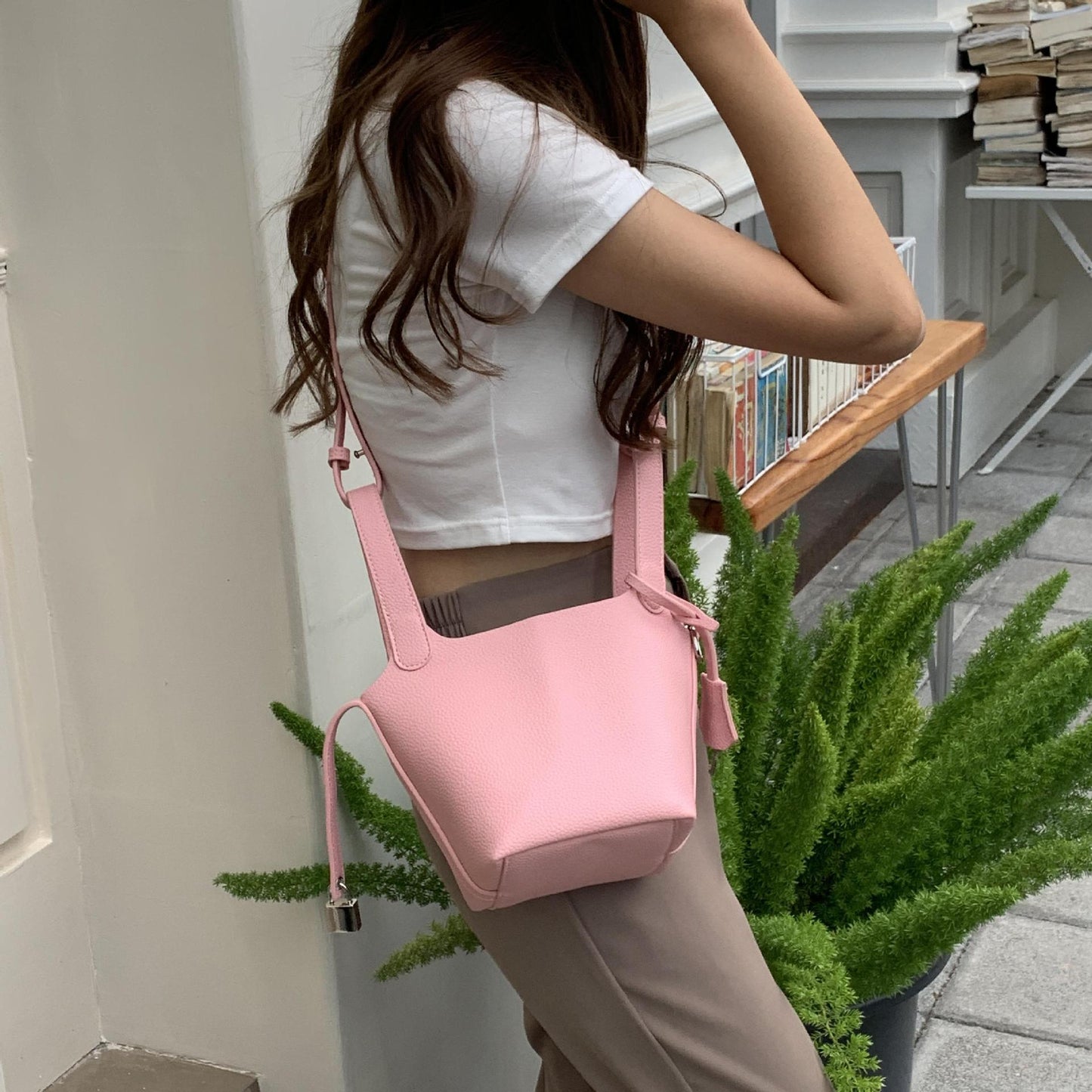 Women's Korean Style Vegetable Basket Single Lychee Shoulder Bags