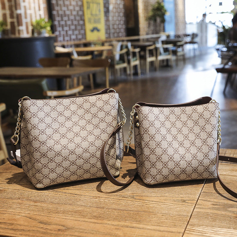 Women's Style Retro Printed Fashionable Stylish Large Women's Messenger Bag