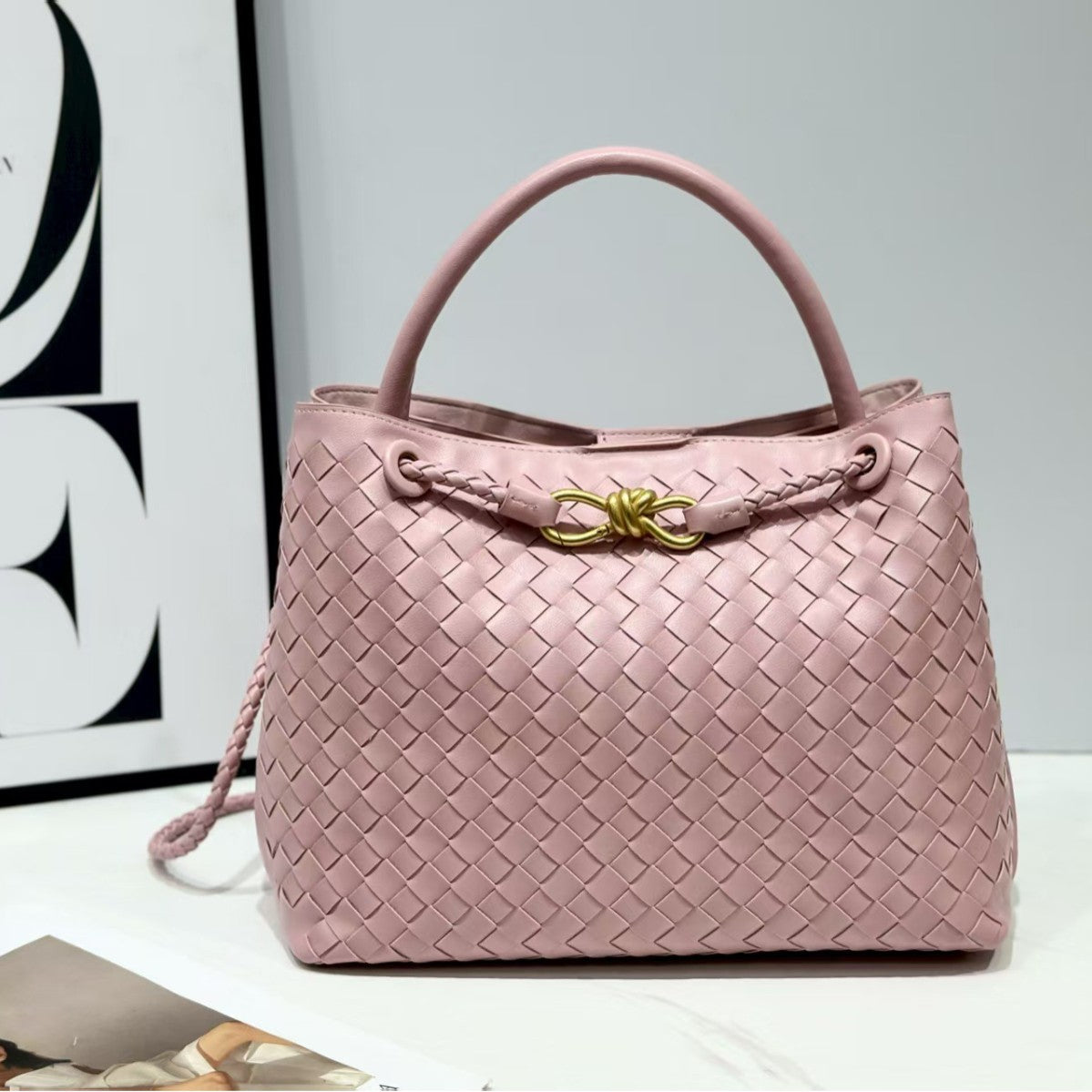Women's Large Capacity Outing Simple Handmade Woven Women's Shoulder Bag