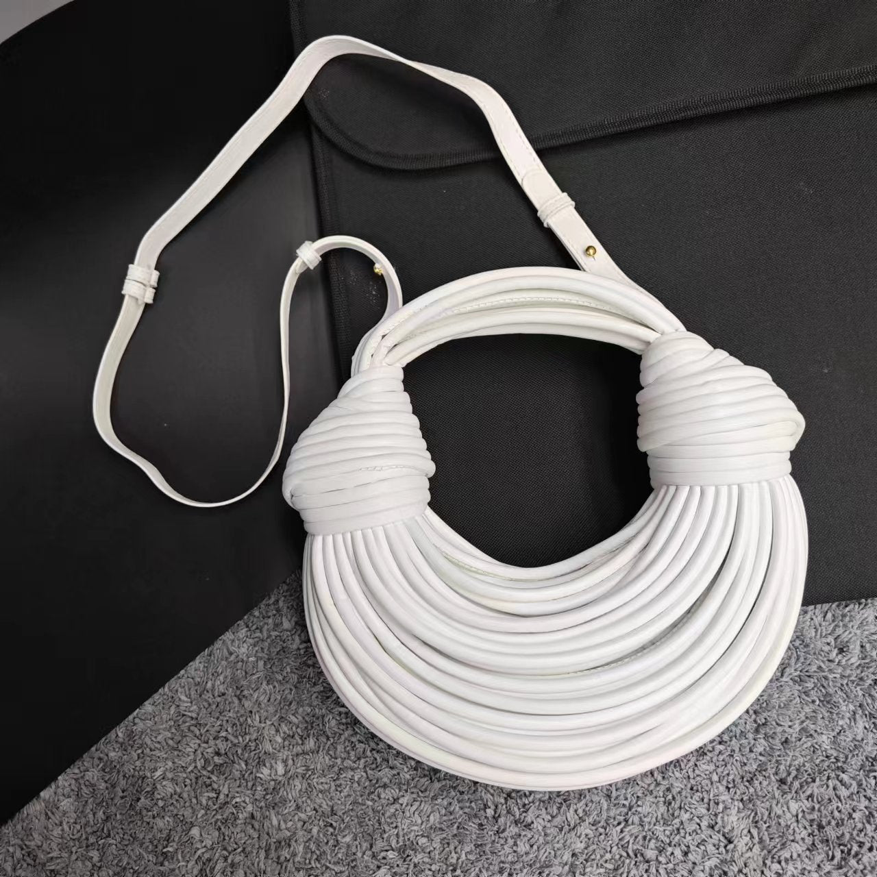 Women's Fashion High-grade Design Personalized Noodle Western Handbags