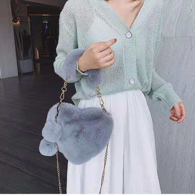 Women's Plush Heart Chain Portable Imitation Rabbit Fur Women's Shoulder Bag