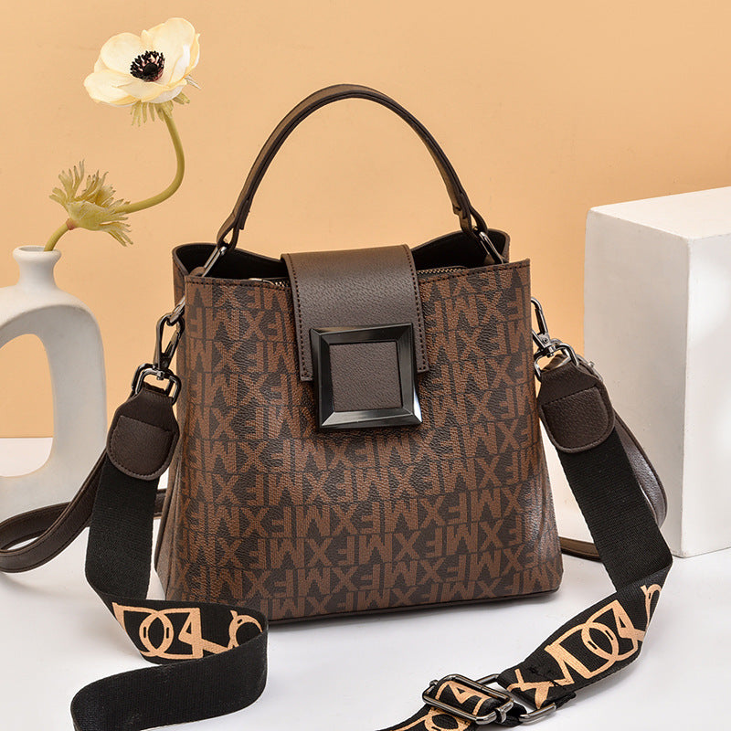 Women's Elegant Rebate Strict Price Control Handbags