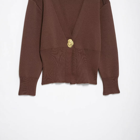 Women's Simple Elegant Metal Button Decoration Knitted Knitwear