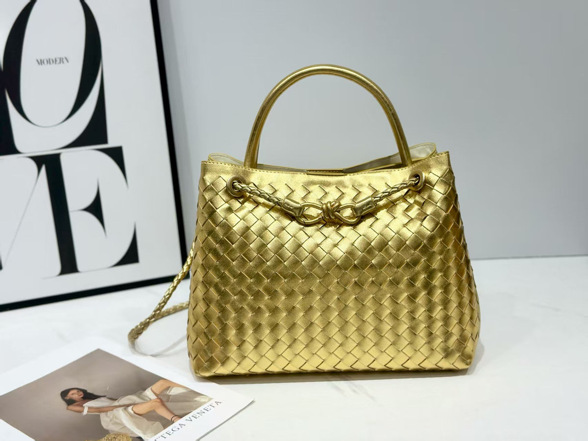 Women's Large Capacity Outing Simple Handmade Woven Women's Shoulder Bag