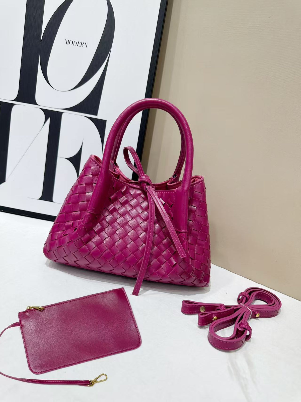 Popular Innovative Pretty Cowhide Hand-woven High-grade Women's Handbag
