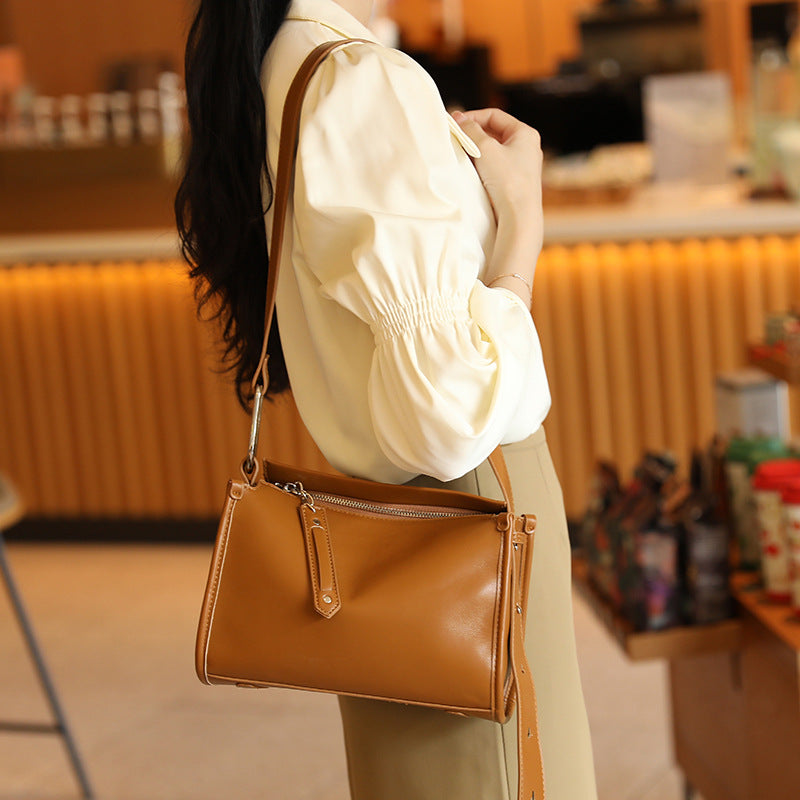 Women's Summer Niche Contrast Color Fashion Underarm Women's Messenger Bag