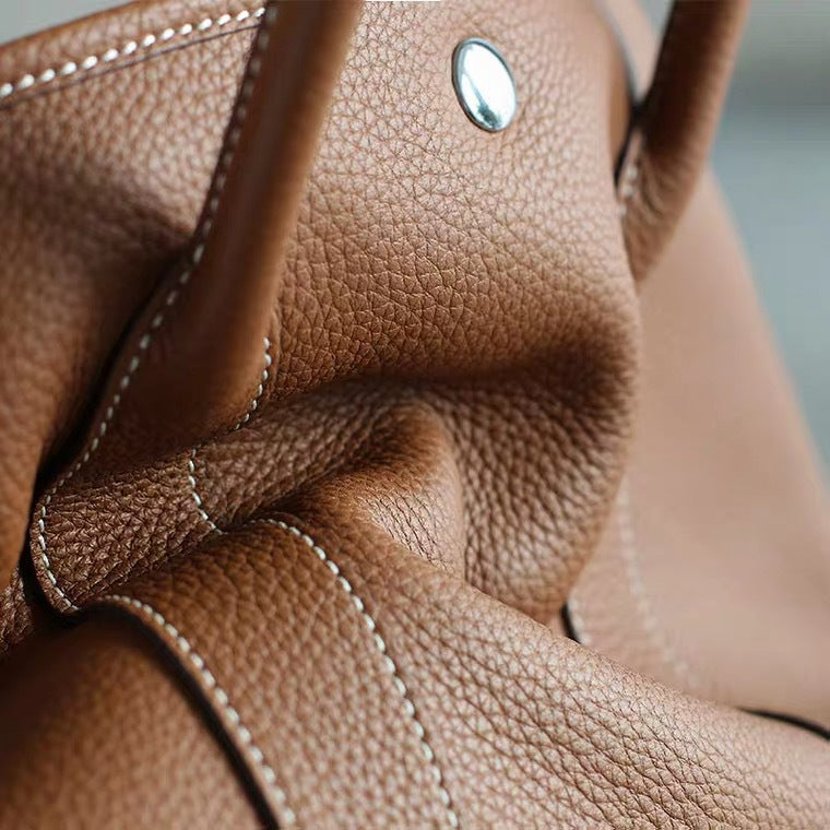 Women's Genuine Leather Large Capacity Commuter Handbags