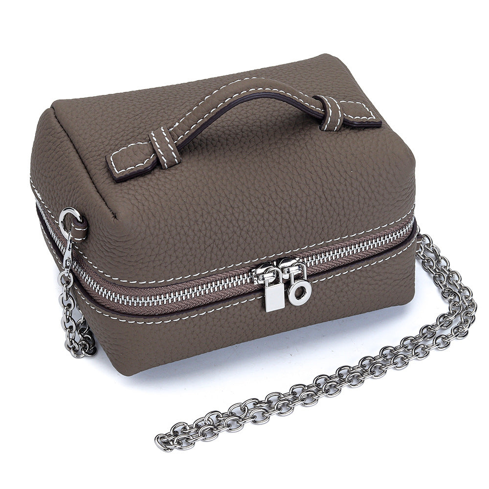 Women's Genuine Leather Chain Fashion Large Capacity First Women's Messenger Bag