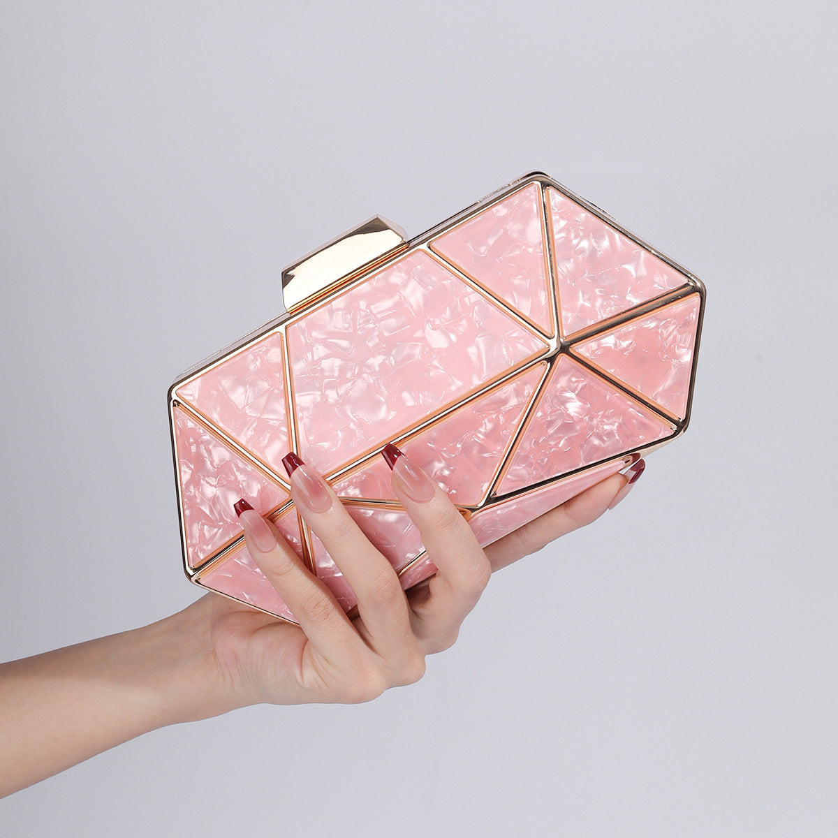 Women's Acrylic Metal Rhombus Elegant Chain Hand Evening Bags