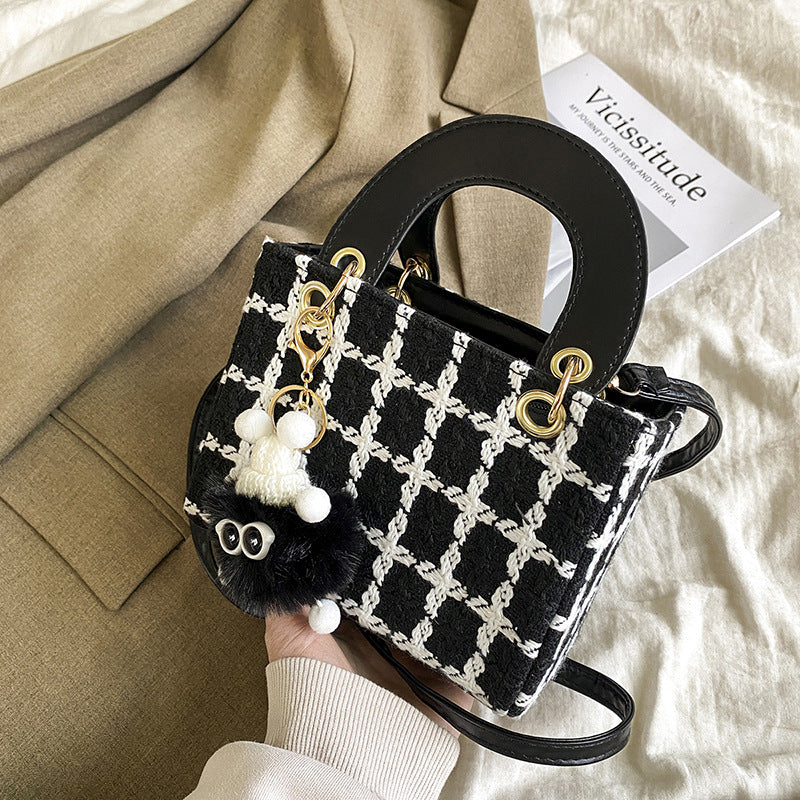 Women's Popular Fashion Plaid Summer Versatile Women's Shoulder Bag