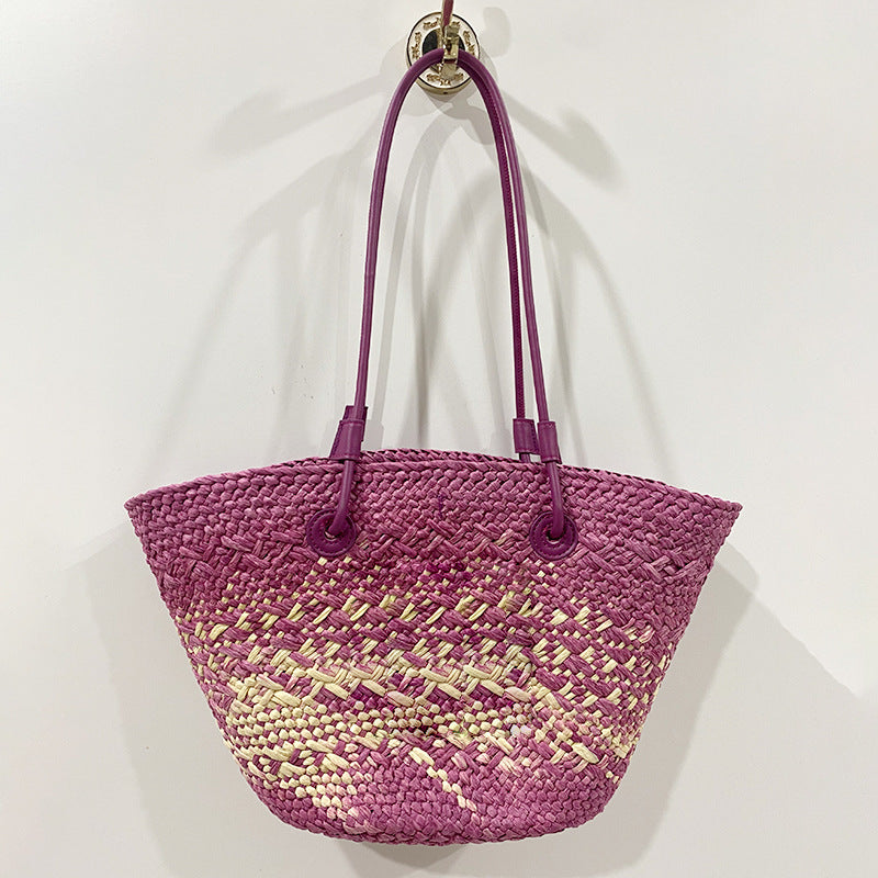 Women's Large Capacity Straw Seaside Vacation Style Shoulder Bags